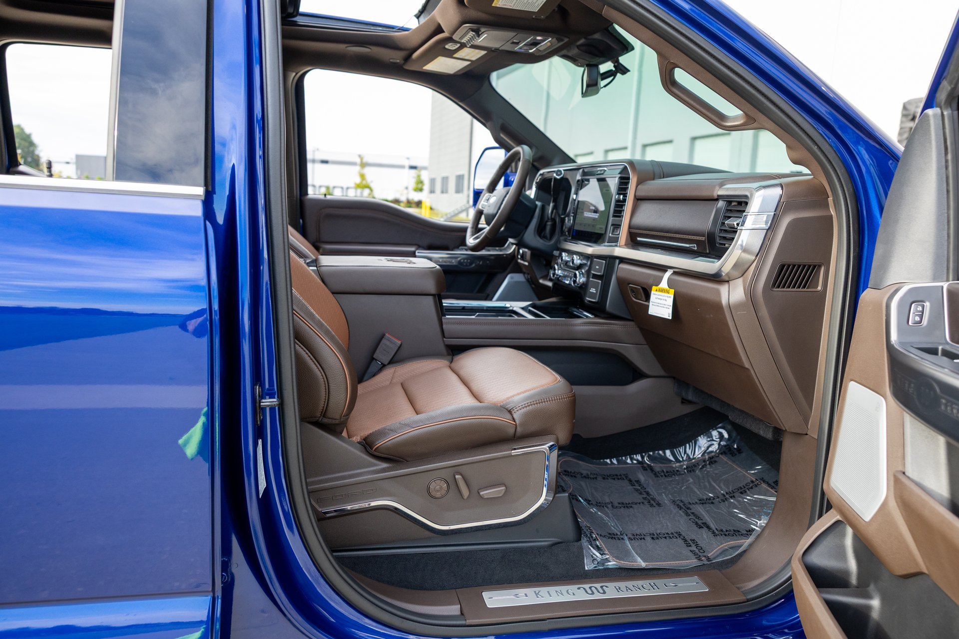 Used 2026 Ford F450 King Ranch w/ Chrome Package AWD/4WD image 39