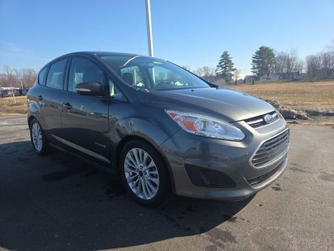 Used 2018 Ford C-MAX SE w/ Equipment Group 202A image 1