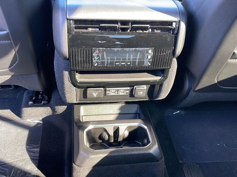 New 2026 Jeep Grand Wagoneer Limited AWD/4WD image 27