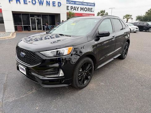 Certified 2024 Ford Edge ST-Line AWD/4WD image 2