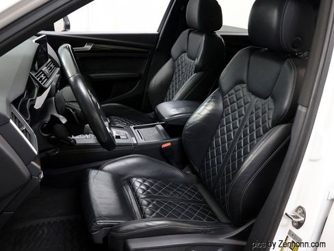 Used 2020 Audi SQ5 Premium Plus w/ Premium Plus Package AWD/4WD image 11