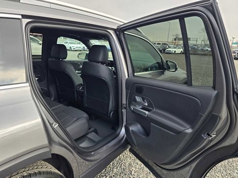 New 2026 Mercedes-Benz GLB 250 4MATIC image 14