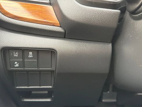 Used 2018 Honda CR-V EX image 15