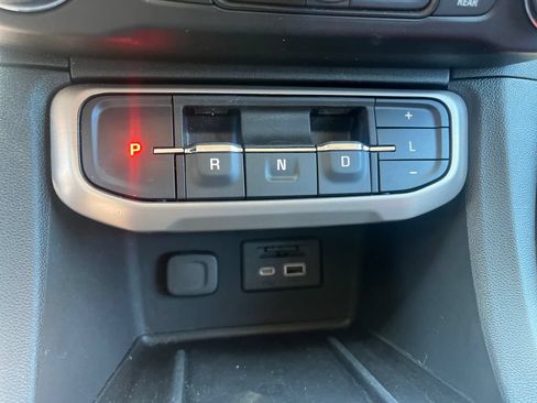 Certified 2023 GMC Acadia Denali w/ Denali Technology Package AWD/4WD image 28
