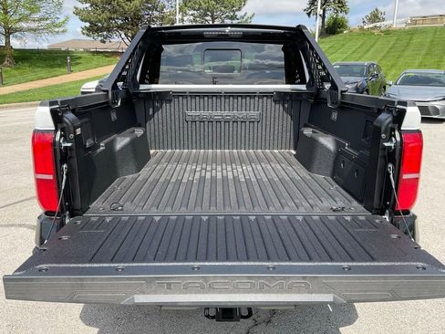 New 2026 Toyota Tacoma TRD Pro AWD/4WD image 5