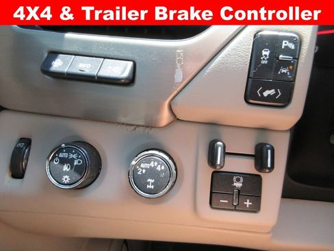 Certified 2019 GMC Yukon XL Denali w/ Open Road Package AWD/4WD image 23
