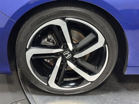 Used 2020 Honda Accord Sport image 18
