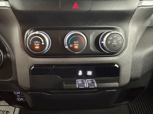 Used 2022 RAM 1500 Big Horn AWD/4WD image 23