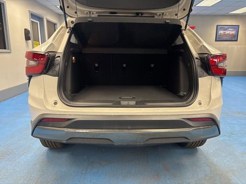 New 2026 Chevrolet Trax ACTIV w/ Driver Confidence Package FWD image 8