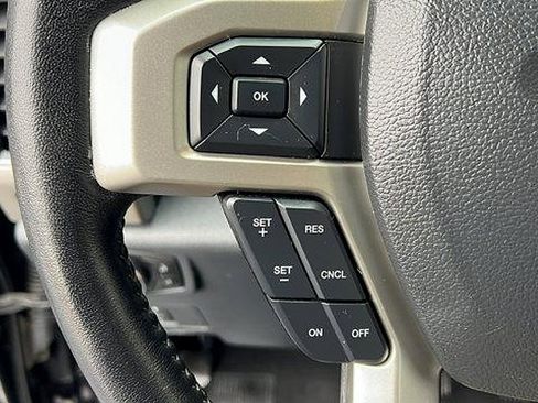 Used 2022 Ford F250 Lariat image 25