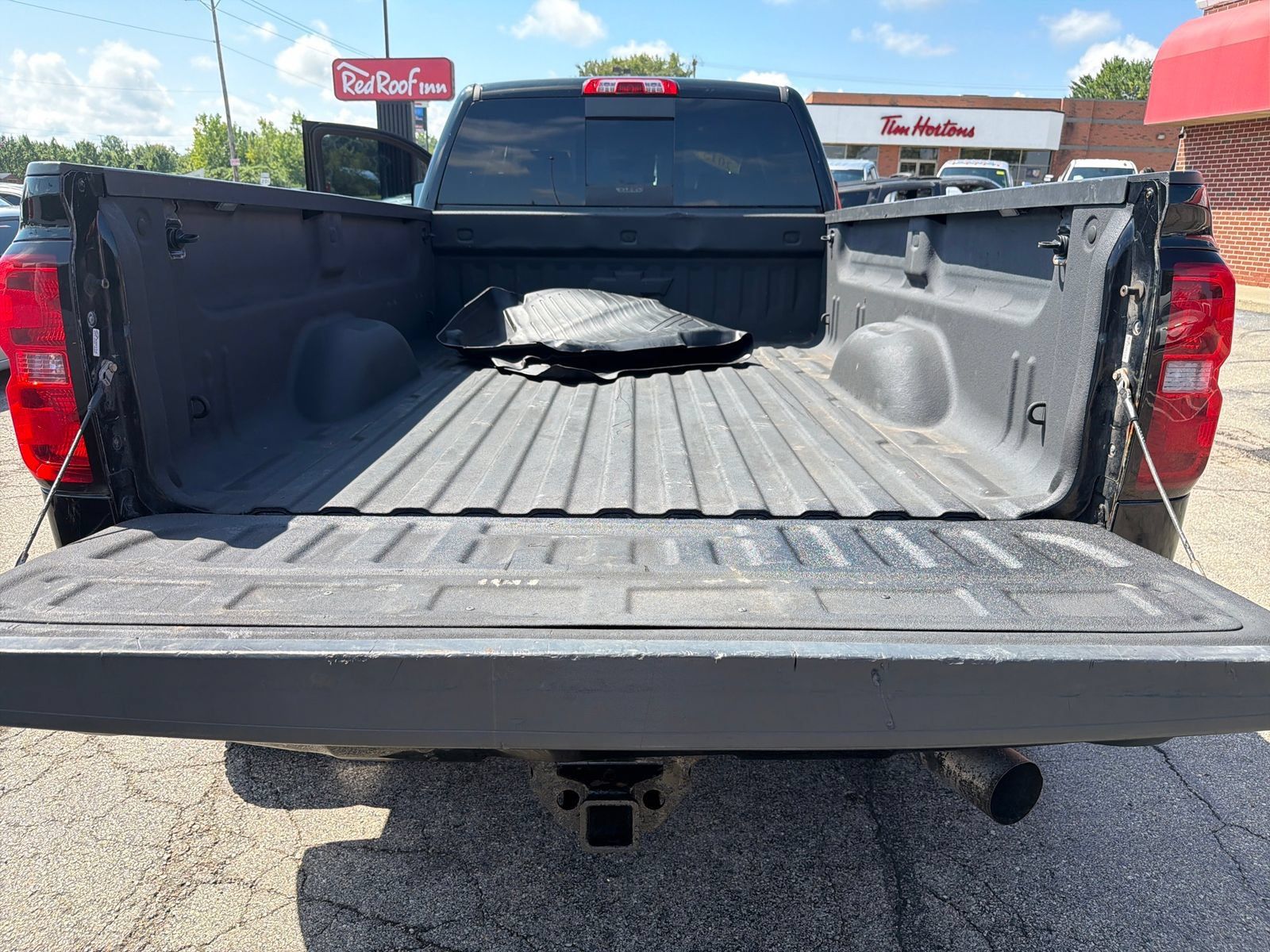 Used 2015 Chevrolet Silverado 3500 High Country AWD/4WD image 25