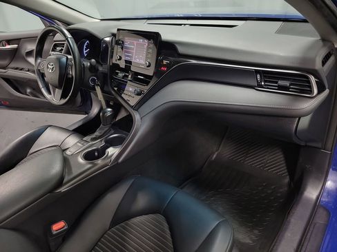 Used 2024 Toyota Camry SE image 23