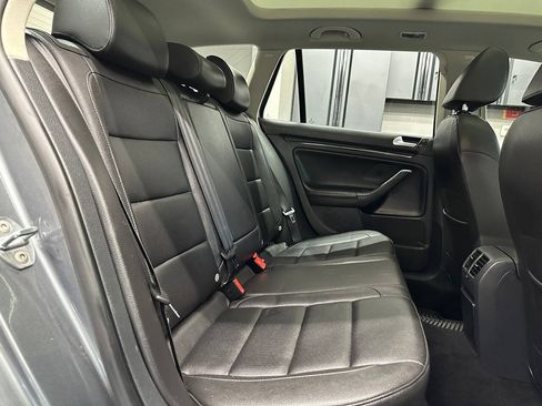 Used 2014 Volkswagen Jetta TDI FWD image 16