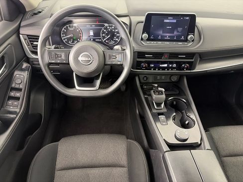 Used 2024 Nissan Rogue SV AWD/4WD image 14