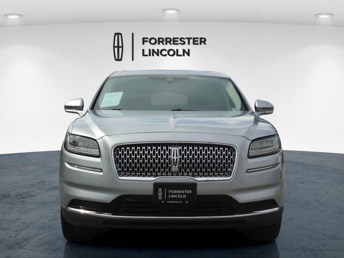 Used 2023 Lincoln Nautilus Reserve AWD/4WD image 8