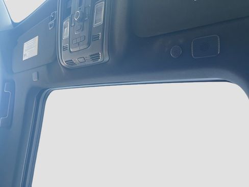 Used 2023 GMC Yukon Denali Ultimate w/ LPO, Floor Liner Package image 23