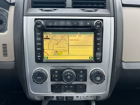 Used 2009 Mercury Mariner Premier image 18