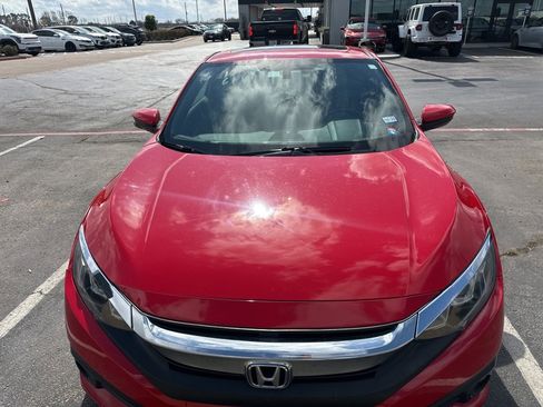 Used 2018 Honda Civic EX-L image 4