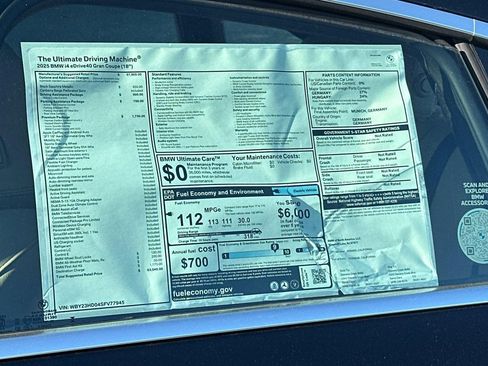 Used 2025 BMW i4 eDrive40 w/ Premium Package RWD image 28