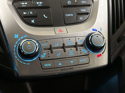 Used 2016 Chevrolet Equinox LT w/ Convenience Package image 16