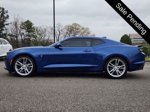 Used 2022 Chevrolet Camaro LT w/ RS Package image 2