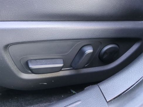 Used 2025 MAZDA CX-50 2.5 Hybrid w/ Weather Package image 16