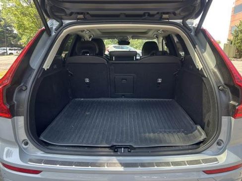 Used 2024 Volvo XC60 B5 Core w/ Climate Package AWD/4WD image 11