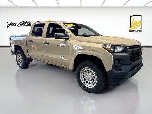 Used 2024 Chevrolet Colorado W/T RWD image 3