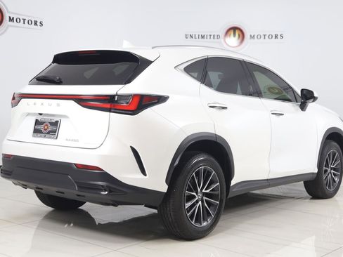 Used 2024 Lexus NX 250 FWD image 3