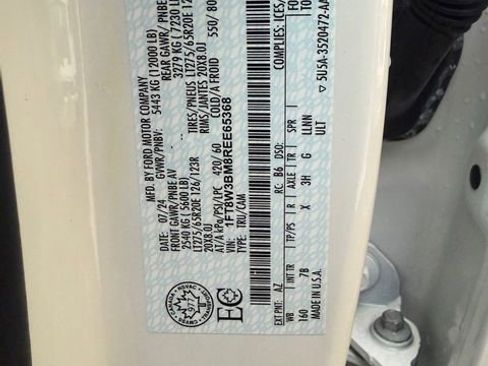 Used 2024 Ford F350 Platinum image 1