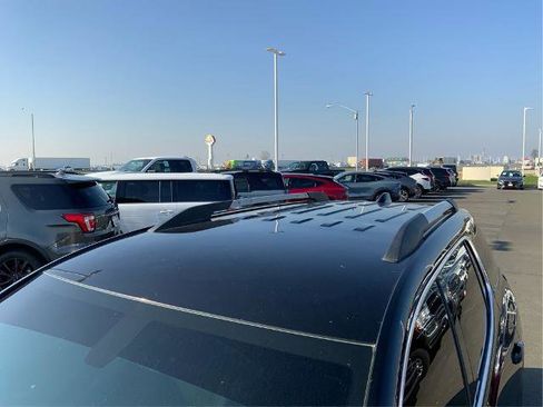 Used 2020 GMC Acadia SLT image 12