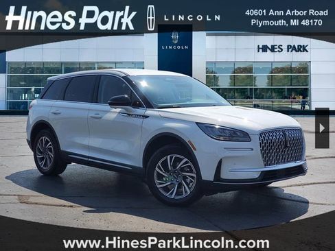 Used 2023 Lincoln Corsair FWD w/ Equipment Group 101A image 1