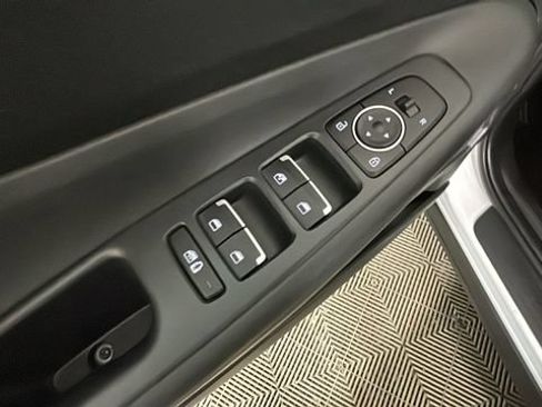 Certified 2023 Hyundai Santa Fe SE AWD/4WD image 10