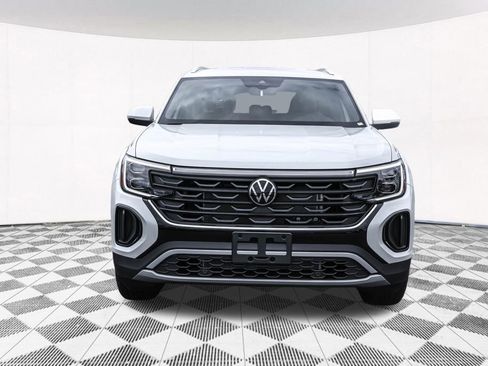 New 2026 Volkswagen Atlas Cross Sport SE image 18