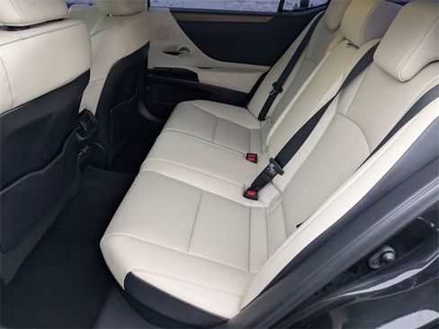 Used 2023 Lexus ES 300h w/ Premium Package image 25