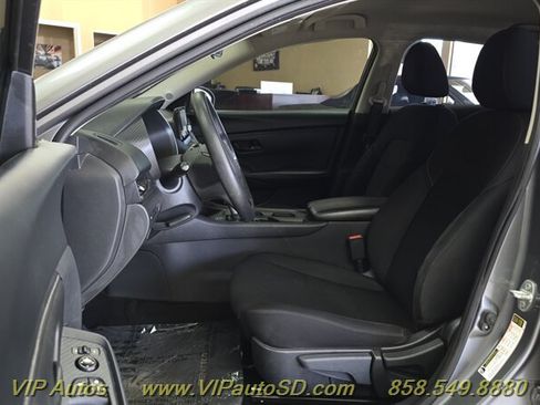 Used 2024 Nissan Sentra S FWD image 15