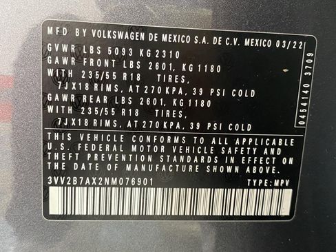 Used 2022 Volkswagen Tiguan SE image 33