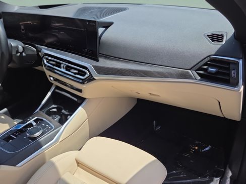 Used 2024 BMW i4 eDrive35 w/ Premium Package RWD image 16