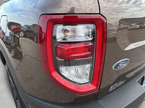 Used 2022 Ford Bronco Sport Outer Banks w/ Tech Package AWD/4WD image 29