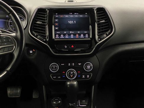 Used 2020 Jeep Cherokee Limited image 8