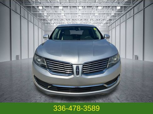 Used 2016 Lincoln MKX Select w/ Select Plus Package FWD image 8