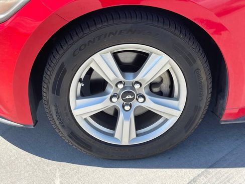 Used 2016 Ford Mustang Coupe RWD image 5