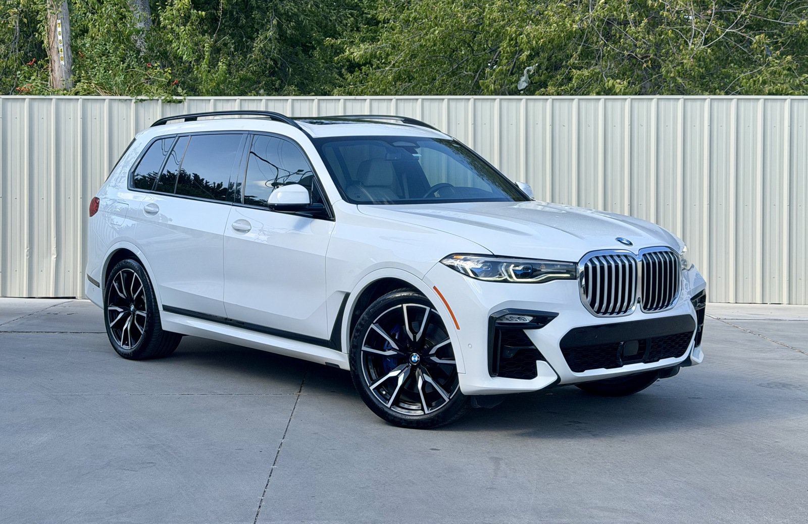 Used 2019 BMW X7 xDrive50i w/ Dynamic Handling Package AWD/4WD image 1