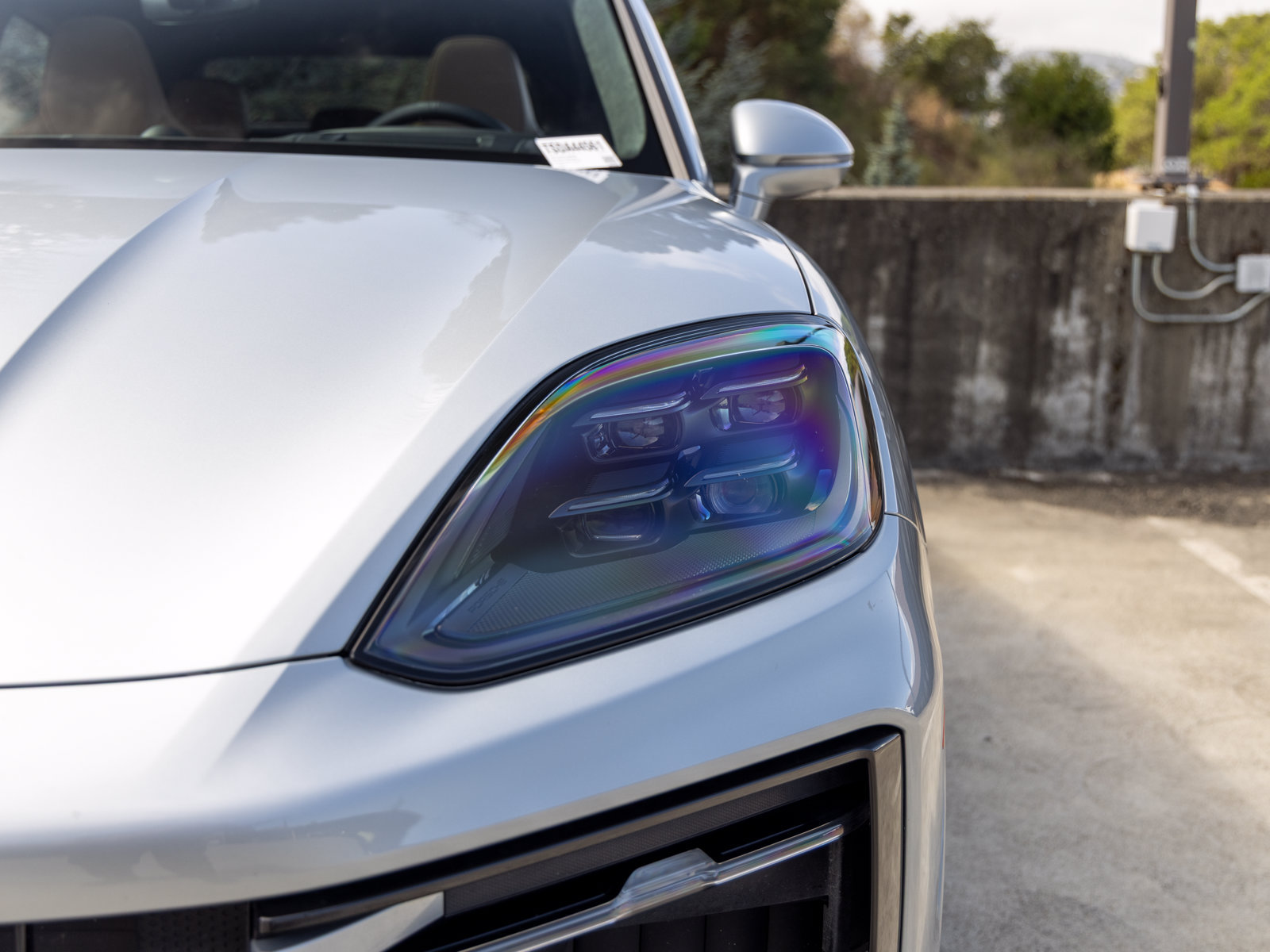 Certified 2025 Porsche Cayenne GTS AWD/4WD image 18