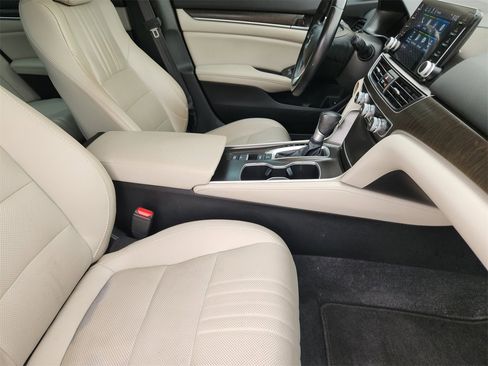 Certified 2021 Honda Accord EX-L image 13