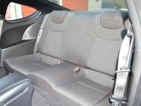 Used 2014 Hyundai Genesis 2.0T image 13