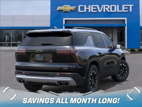 New 2027 Chevrolet Traverse Z71 w/ Driver Confidence Package AWD/4WD image 4