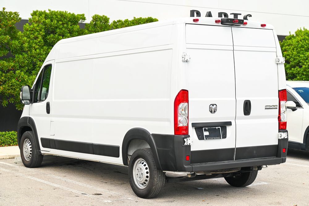Used 2024 RAM ProMaster 2500 w/ Convenience Group FWD image 6