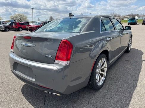 Used 2018 Chrysler 300 C w/ Safetytec Plus Group image 6