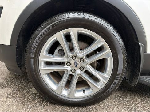 Used 2017 Ford Explorer Limited AWD/4WD image 12